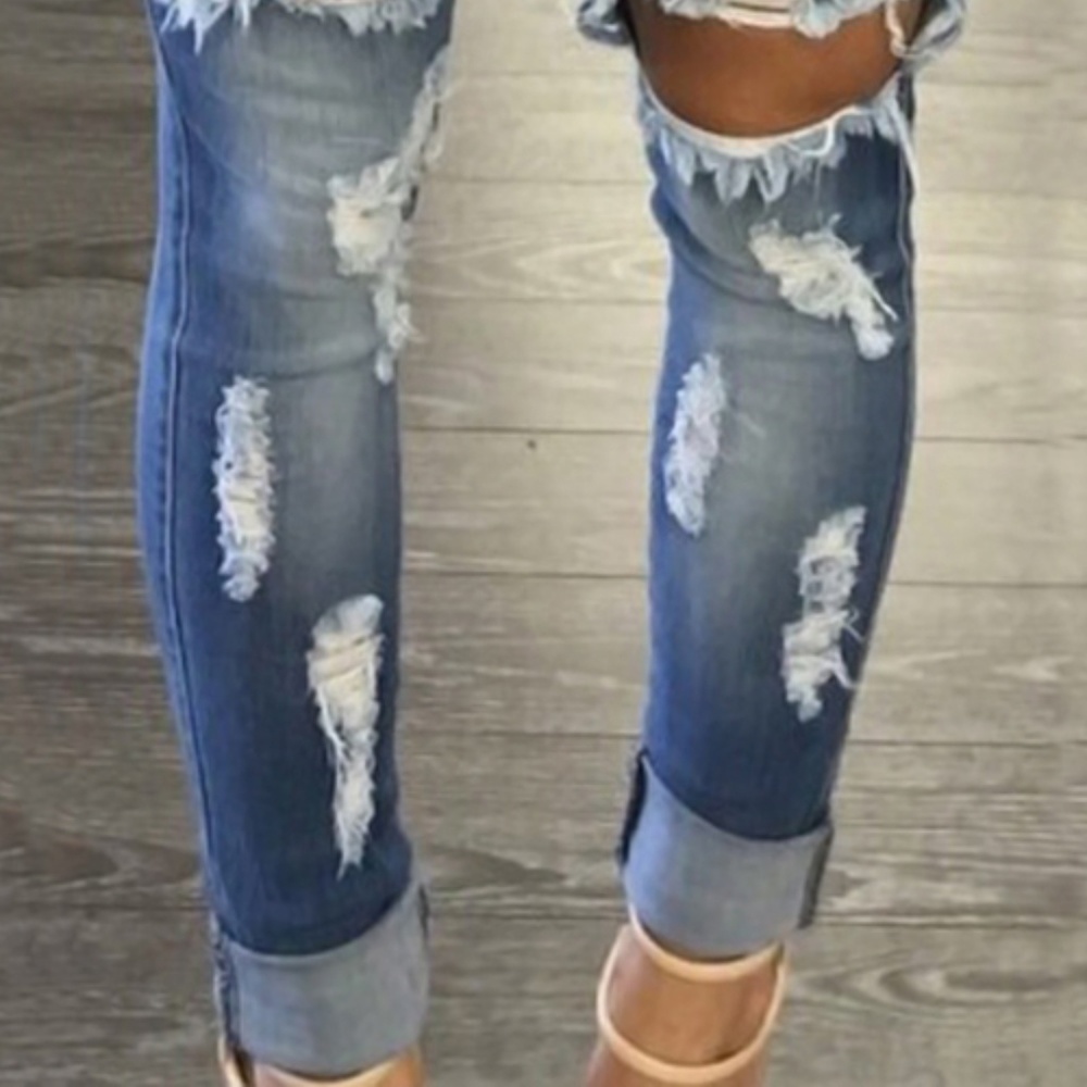 Light Blue Destroyed Jeans - Picture 4 of 4